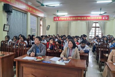 Buổi gặp mặt các đội tuyển học sinh giỏi văn hóa, các đội tham gia cuộc thi cấp tỉnh năm học 2025 -2026